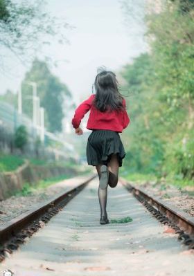 少女三免费高清版