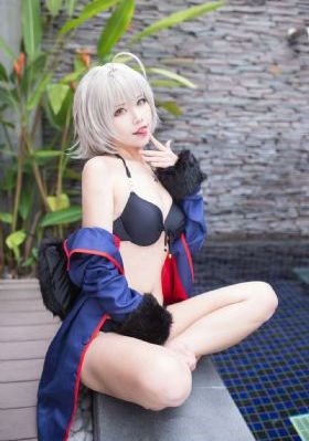 年轻的女医生6