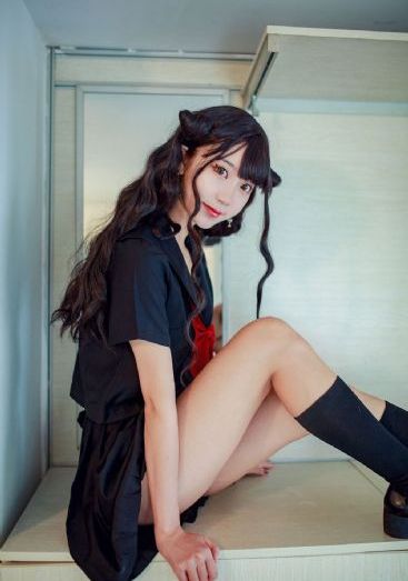 男操女