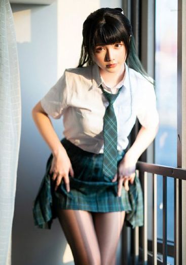 年轻女教师2在线播放