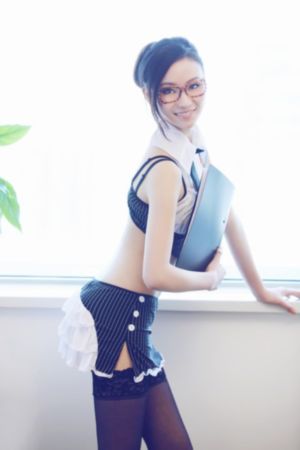 美女114
