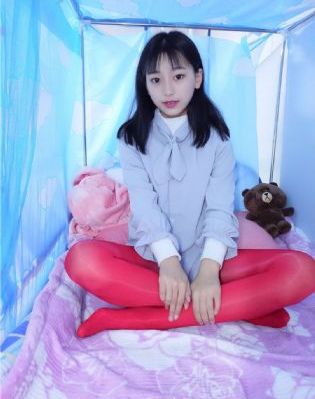女人成黑在线观看
